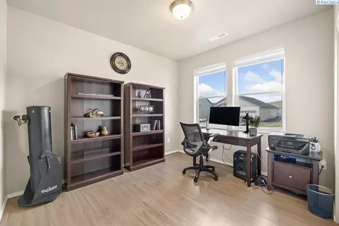 Other - 690 SW Wheat Ridge Dr, Pullman, WA 99163 photo 3 of 7