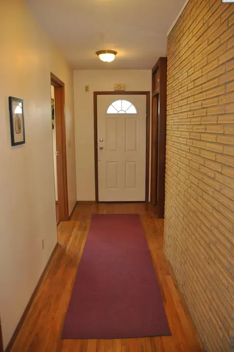 145-147 NW Webb St, Pullman, WA 99163 photo 2