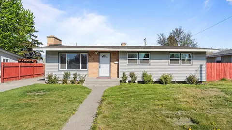 1719 N 19th Ave, Pasco, WA 99301 photo 1