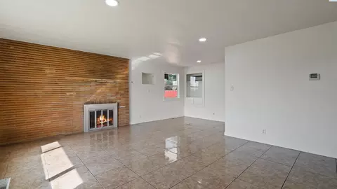 1719 N 19th Ave, Pasco, WA 99301 photo 2