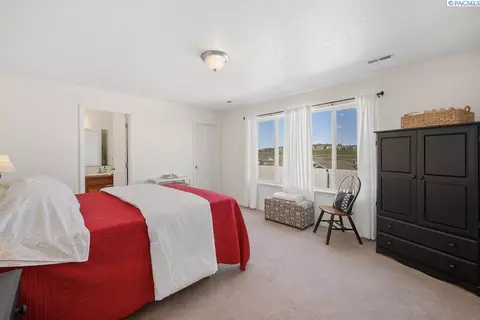 1110 SW Latour Peak, Pullman, WA 99163 photo 10