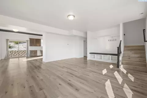 590 SW Umatilla Ct, Pullman, WA 99163 photo 5