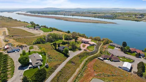 6865 Columbia River Rd, Pasco, WA 99301 photo 4