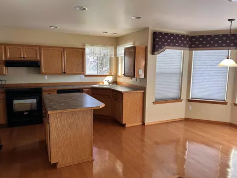 126 Henley Dr, Pasco, WA 99301 photo 3