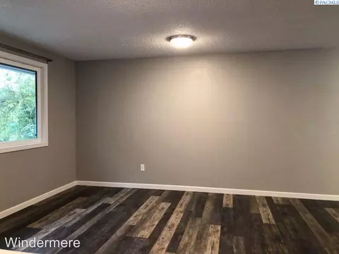 385 NW Robert, Pullman, WA 99163 photo 9