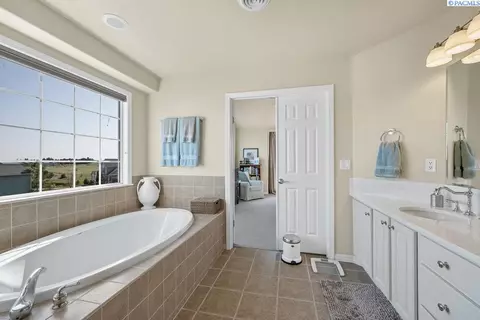 2400 NW Highpoint Ct, Pullman, WA 99163 photo 26