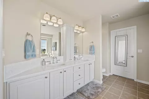 2400 NW Highpoint Ct, Pullman, WA 99163 photo 24