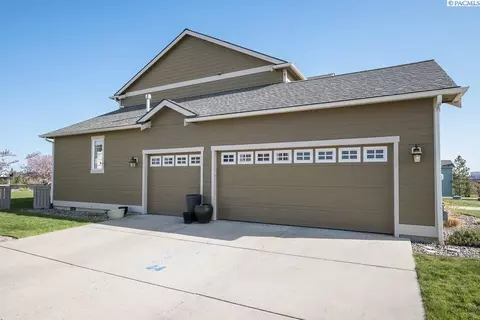 2400 NW Highpoint Ct, Pullman, WA 99163 photo 8