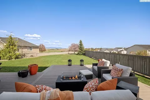 2400 NW Highpoint Ct, Pullman, WA 99163 photo 4