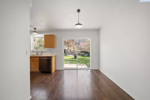 1940 NW Valhalla Dr, Pullman, WA 99163 photo 6