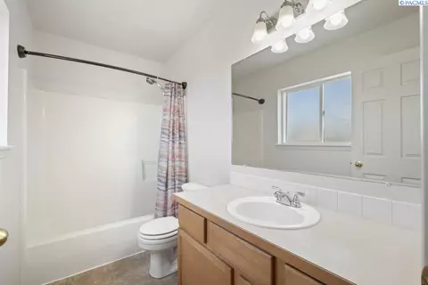 1940 NW Valhalla Dr, Pullman, WA 99163 photo 12