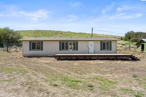 2771 Rogers Rd, Saint John, WA 99171 photo 1