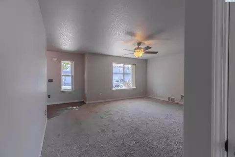 1272 SW Lost Trail Dr, Pullman, WA 99163 photo 6