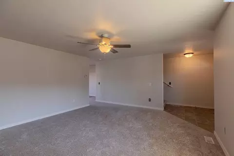 1272 SW Lost Trail Dr, Pullman, WA 99163 photo 3