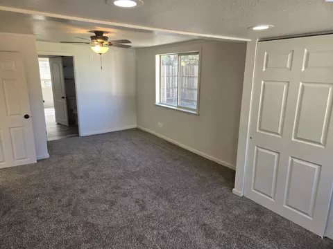 806 E Ave, Granger, WA 98932 photo 19