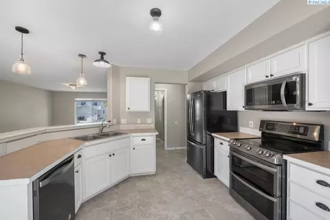 1920 NW Bella Vis, Pullman, WA 99163 photo 8
