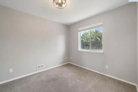 1920 NW Bella Vis, Pullman, WA 99163 photo 13