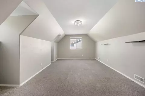 1920 NW Bella Vis, Pullman, WA 99163 photo 10