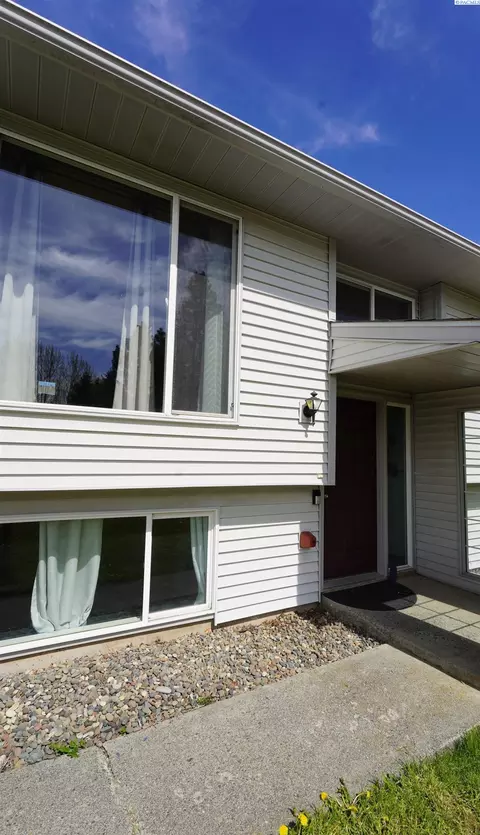 1830 NW Hall Dr, Pullman, WA 99163 photo 4