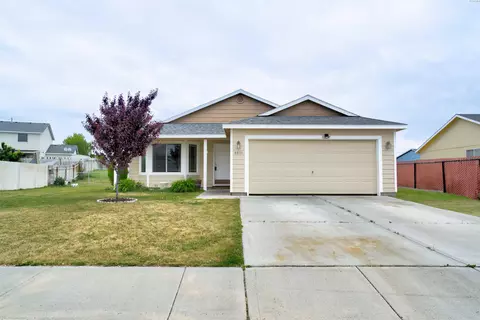 9611 Welsh Dr, Pasco, WA 99301 photo 1