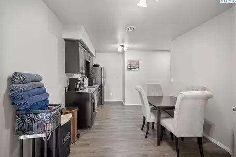 Dining - 1355 SW Panorama Dr, Pullman, WA 99163 photo 1 of 1