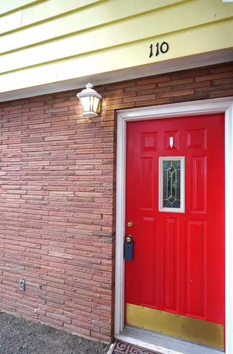 110 SW Cedar St, Pullman, WA 99163 photo 9
