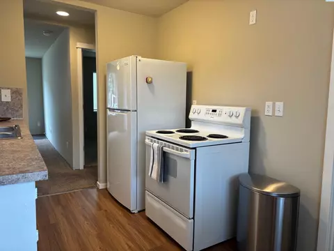 Kitchen - 1320 NE Harvey Rd, Pullman, WA 99163 photo 5 of 5