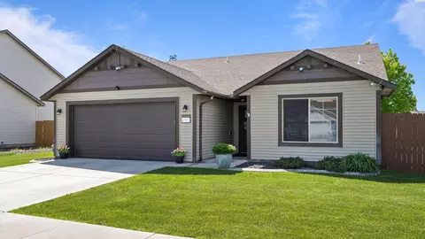 4902 NW Commons Dr, Pasco, WA 99301 photo 3