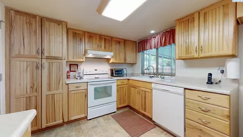 3605 W Jay St, Pasco, WA 99301 photo 6