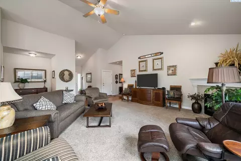 10407 Aspen Loop, Pasco, WA 99301 photo 6