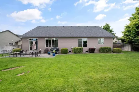10407 Aspen Loop, Pasco, WA 99301 photo 36