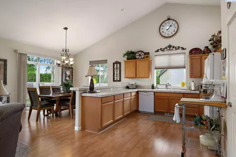 10407 Aspen Loop, Pasco, WA 99301 photo 13