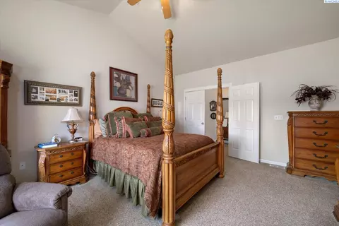10407 Aspen Loop, Pasco, WA 99301 photo 19