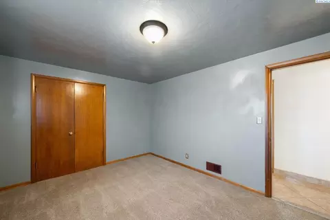 1104 N 7th Ave, Pasco, WA 99301 photo 22