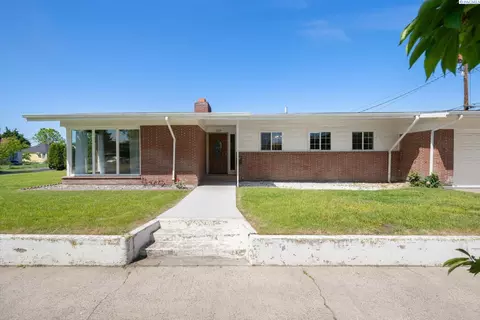 1104 N 7th Ave, Pasco, WA 99301 photo 2