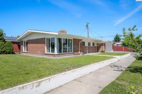 1104 N 7th Ave, Pasco, WA 99301 photo 4