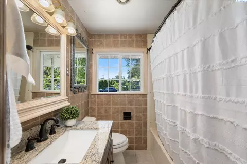 1104 N 7th Ave, Pasco, WA 99301 photo 20