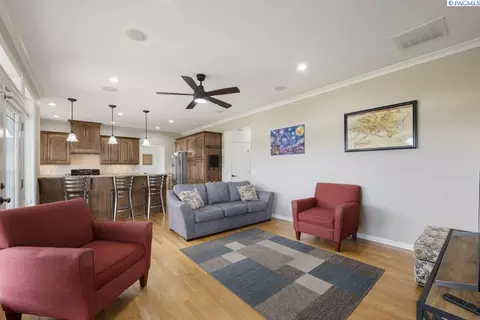 970 SW Itani Dr, Pullman, WA 99163 photo 11