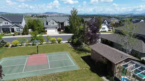 1125 SW Crestview St, Pullman, WA 99163 photo 2