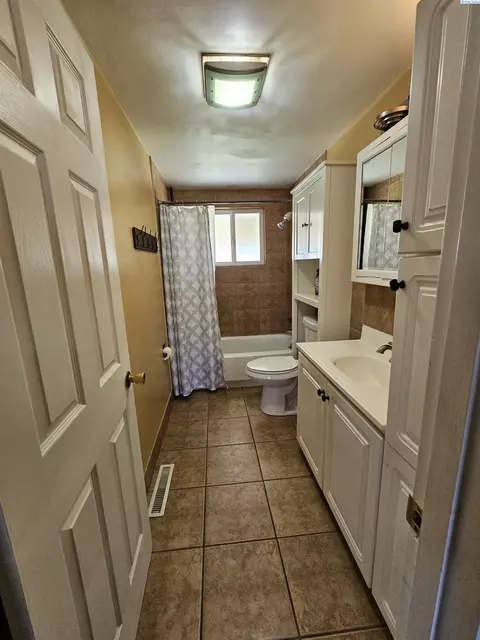 1548 W Jay St, Pasco, WA 99301 photo 11