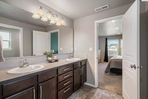 5804 Middle Frk, Pasco, WA 99301 photo 29