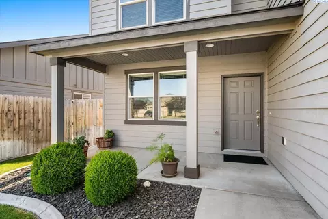 5804 Middle Frk, Pasco, WA 99301 photo 2