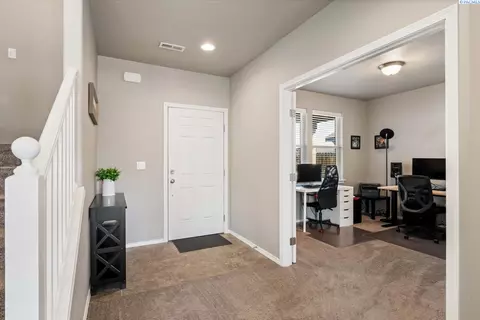 5804 Middle Frk, Pasco, WA 99301 photo 10
