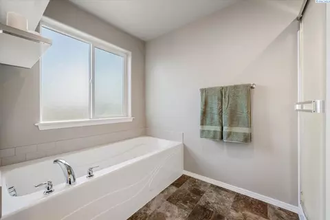 5804 Middle Frk, Pasco, WA 99301 photo 31