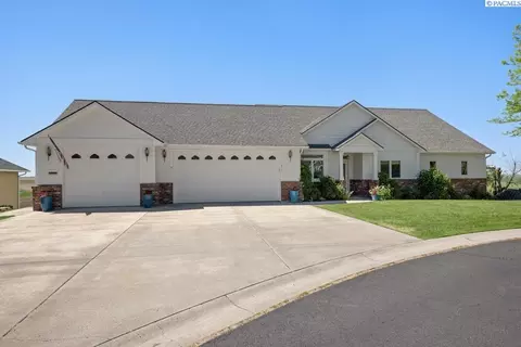 1815 NW Nicole Ct, Pullman, WA 99163 photo 1