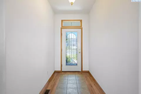1815 NW Nicole Ct, Pullman, WA 99163 photo 9