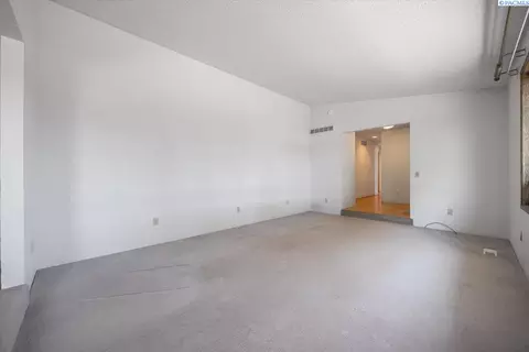 10012 Maple Dr, Pasco, WA 99301 photo 11