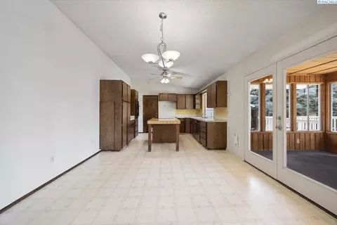 10012 Maple Dr, Pasco, WA 99301 photo 13