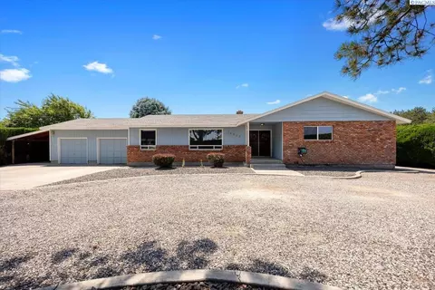 10012 Maple Dr, Pasco, WA 99301 photo 1