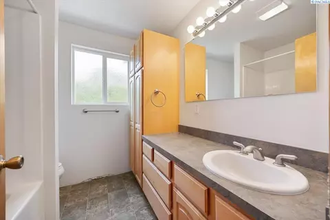 10012 Maple Dr, Pasco, WA 99301 photo 21